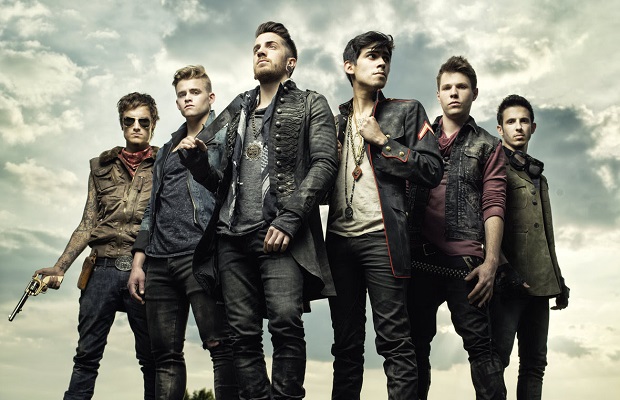 CROWN THE EMPIRE Y DANCE GAVIN DANCE EN EL PLAZA EN FEBRERO en EVENTOS.  Chicas Rockeras!