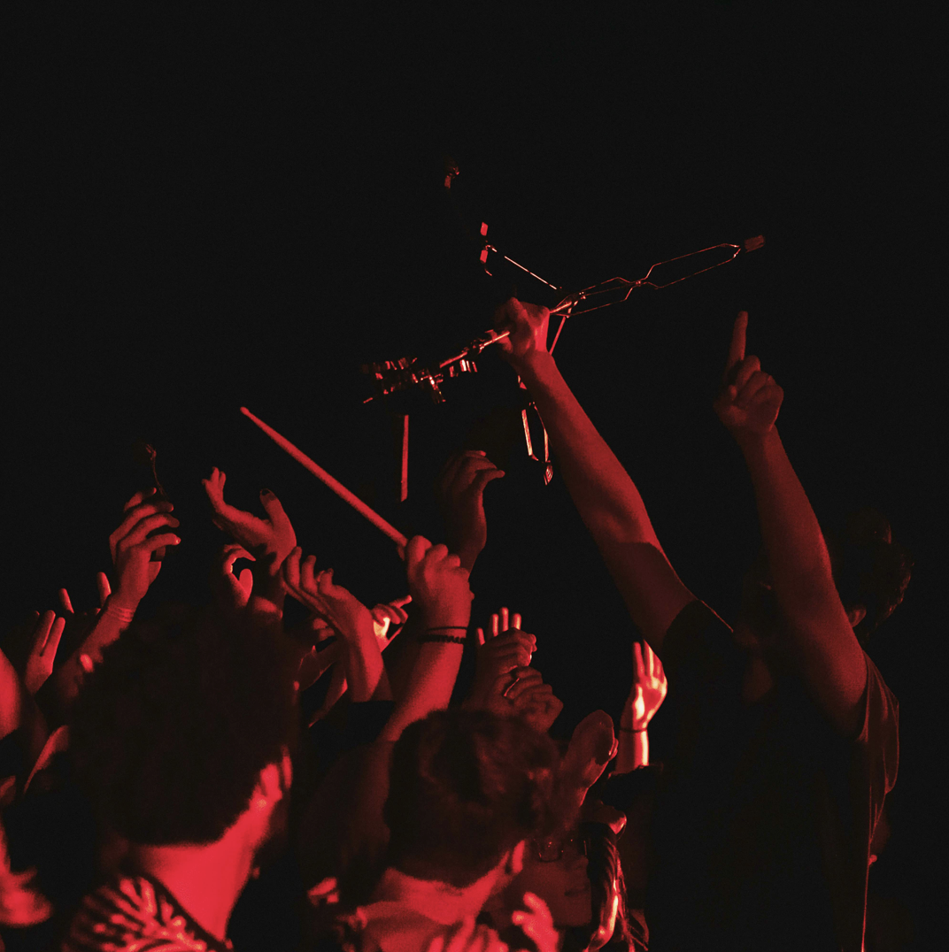 CAR SEAT HEADREST lanzará nuevo álbum en vivo en MUSICA.  Chicas Rockeras!