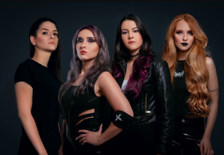 SINAYA  la primera banda de Deathcore en el mundo formada pura y exclusivamente por mujeres en MUSICA.  Chicas Rockeras!
