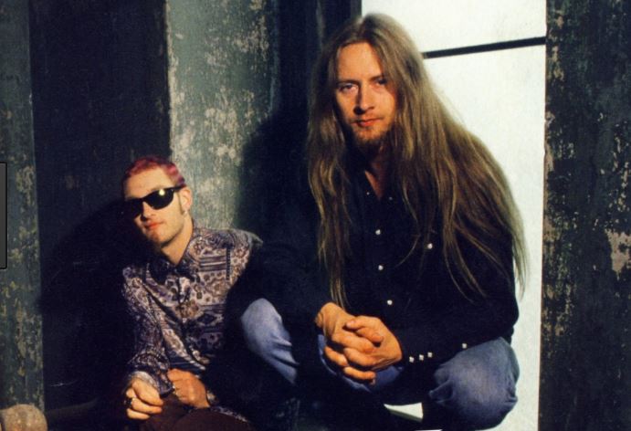 Datos Rockeros que quizás no conocías: LAYNEY STALEY Y JERRY CANTRELL