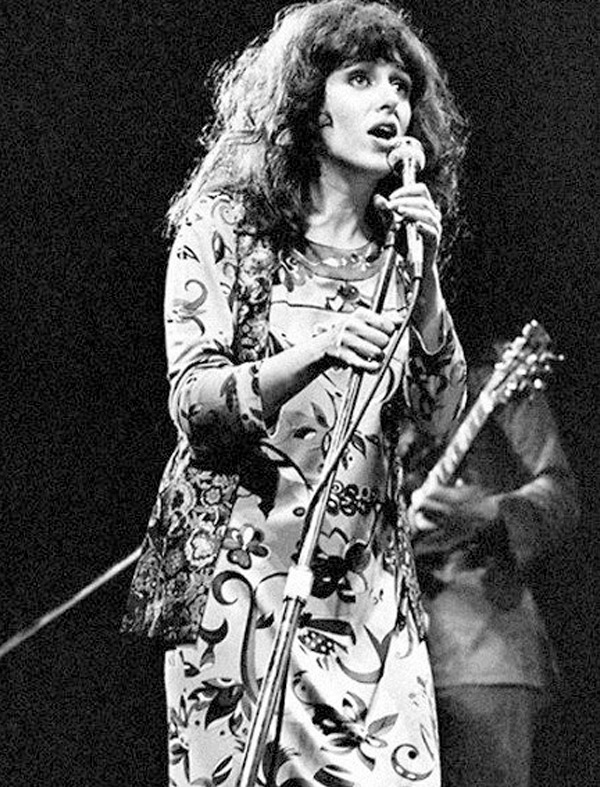 MUJERES QUE HAN INFLUENCIADO EN EL ROCK: Grace Slick