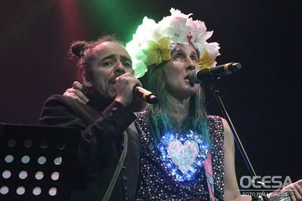 ATERCIOPELADOS conquista México y continúa con su gira 'RELUCIENTE, RECHINANTE & ATERCIOPELADO TOUR.'