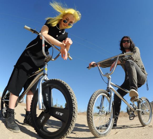 BETTER OBLIVION COMMUNITY CENTER presentan LP debut