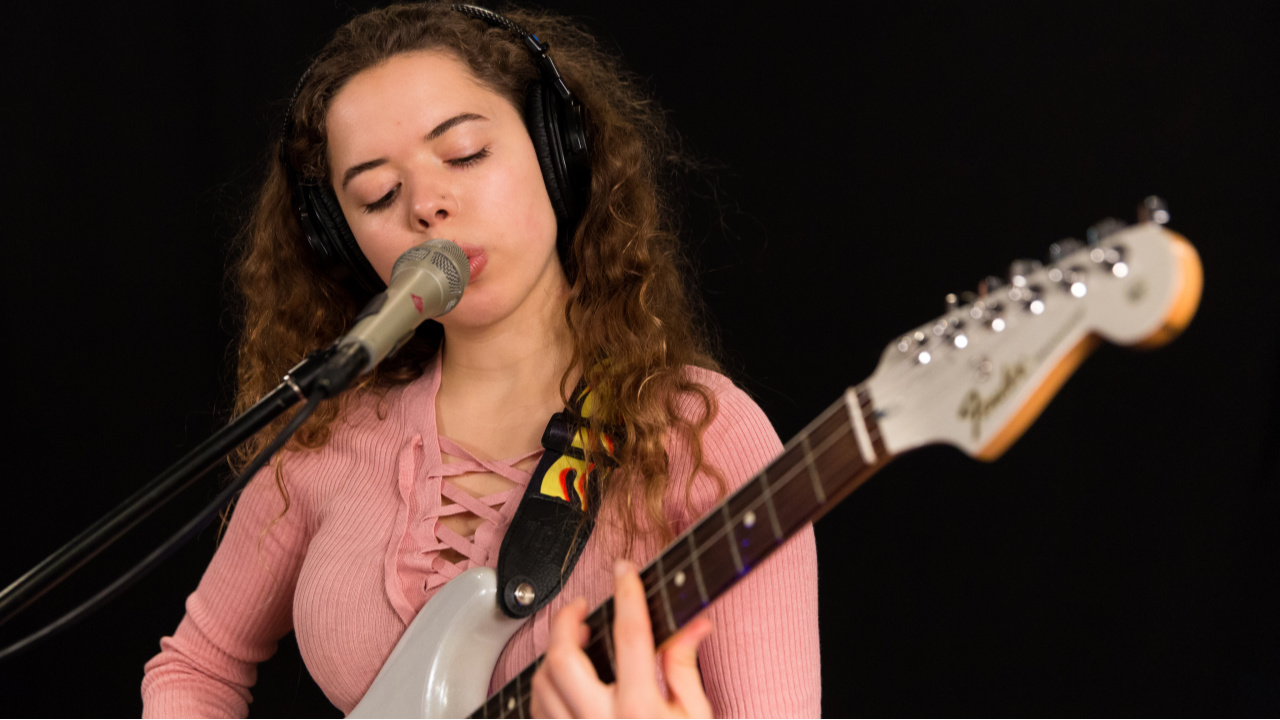 NILÜFER YANYA DEBUTARÁ EN NUESTRO PAÍS