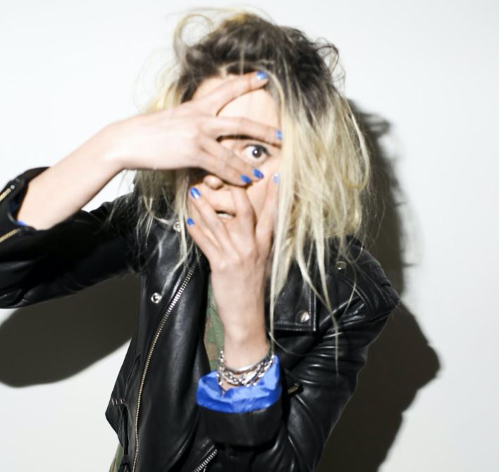 ALISON MOSSHART Lanza segunda canción solista  It Ain't Water