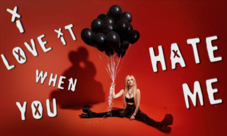 AVRIL LAVIGNE ANUNCIA SU SÉPTIMO ÁLBUM DE ESTUDIO  LOVE SUX