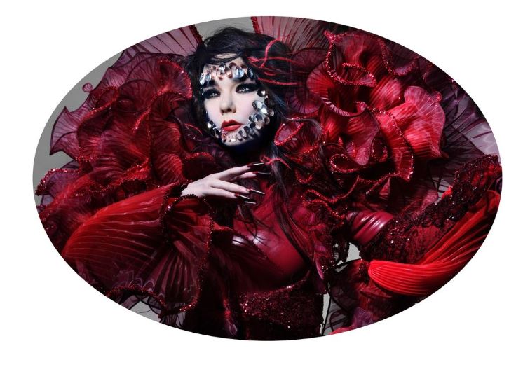 Björk revela su nuevo sencillo “ovule”. La fragilidad del amor se explora mientras ella imagina una...